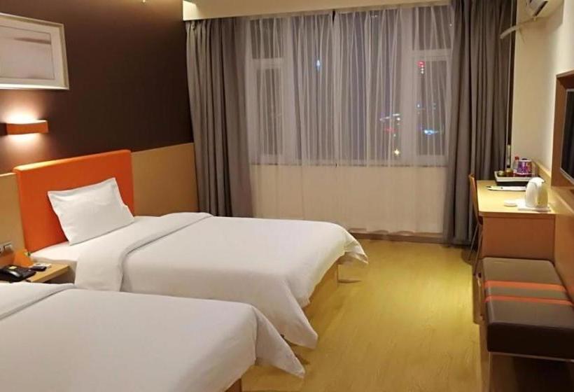 호텔 7days Premium Zhengzhou Jingsan Road Century Lianhua