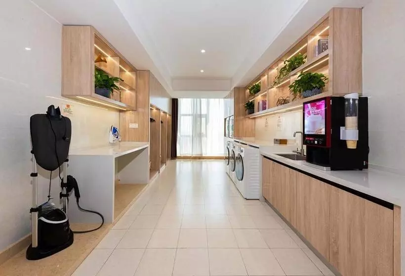Vienna Hotel Xinyu Kaiguang