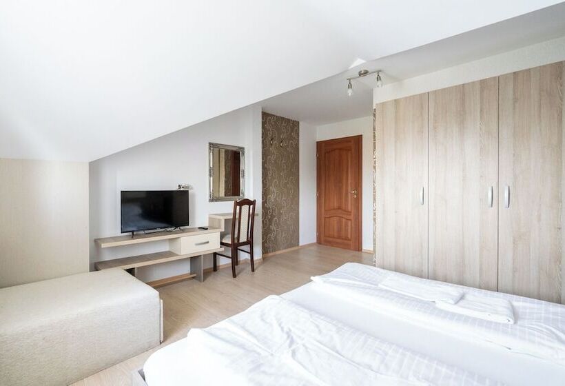 Faraway Aparthotel Near Vienna Airport With Anytime Self Check In