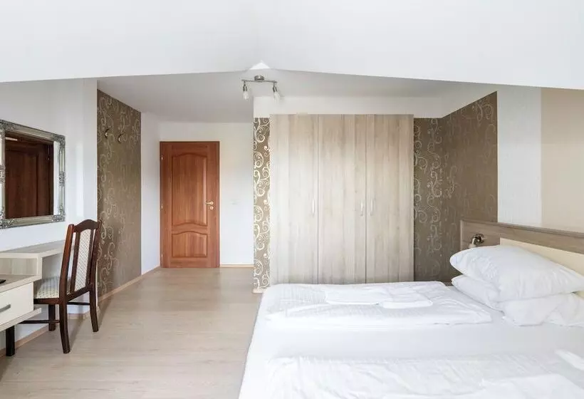 Faraway Aparthotel Near Vienna Airport With Anytime Self Check In