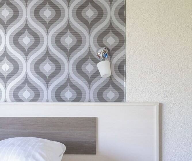 Faraway Aparthotel Near Vienna Airport With Anytime Self Check In