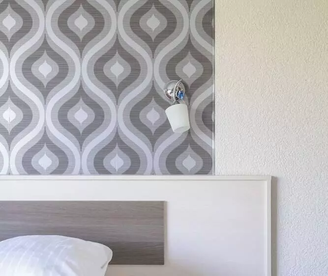 Faraway Aparthotel Near Vienna Airport With Anytime Self Check In