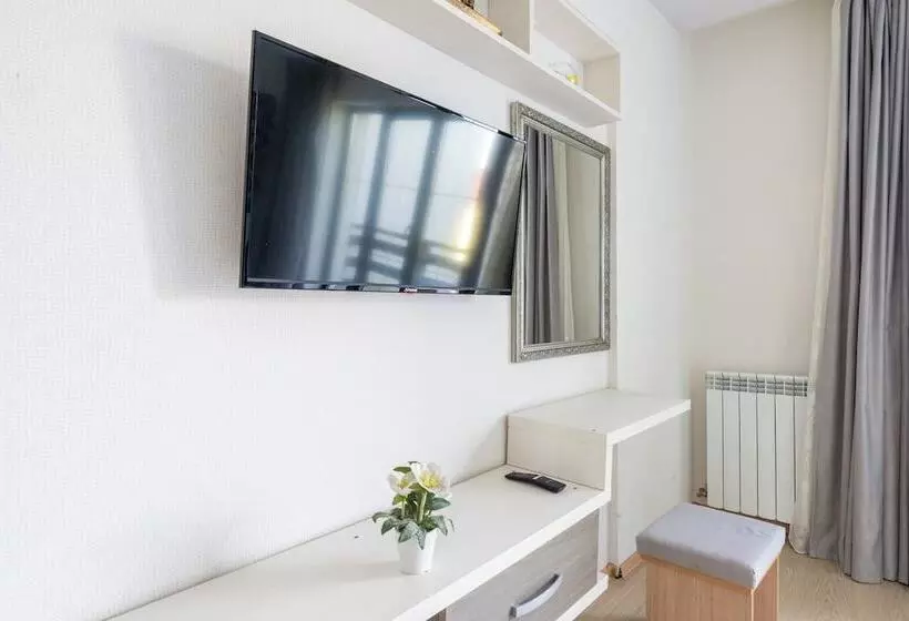 Faraway Aparthotel Near Vienna Airport With Anytime Self Check In