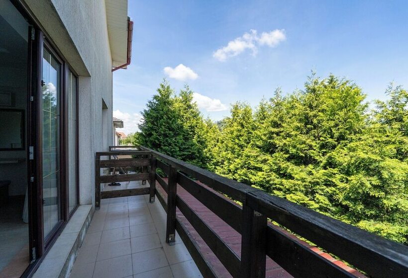 Faraway Aparthotel Near Vienna Airport With Anytime Self Check In