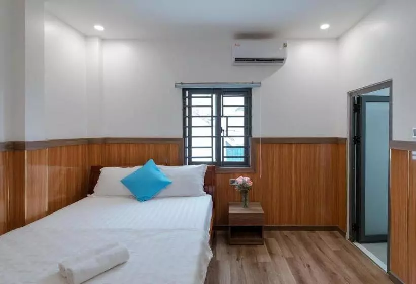 هتل Khách Sạn Hiệp Phong