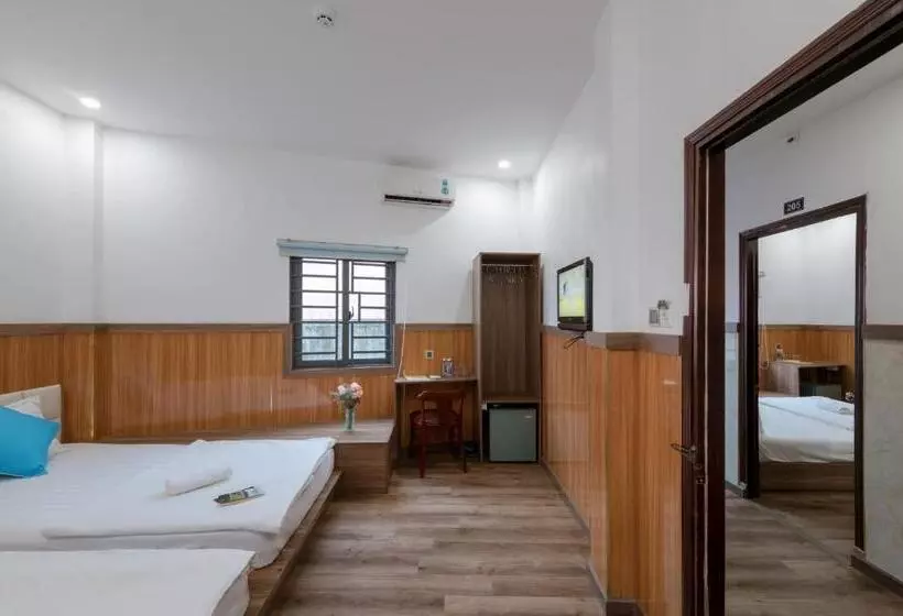 هتل Khách Sạn Hiệp Phong