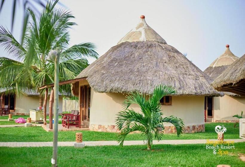 فندق Sogakope Beach Resort & Spa