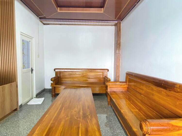 هتل Wijaya Family 2