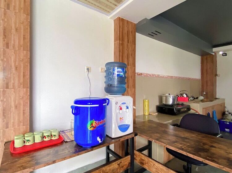 هتل Wijaya Family 2