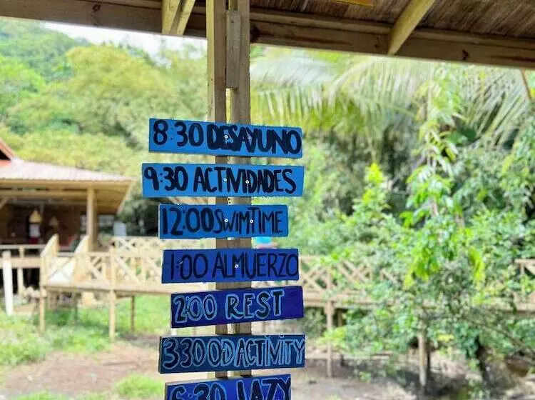 Kurrulau   Hotel Playa Pacífica