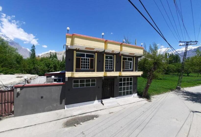 پانسیون Sundus Guest House Skardu