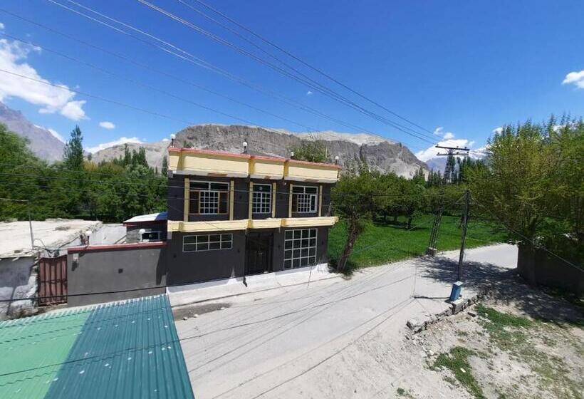 پانسیون Sundus Guest House Skardu