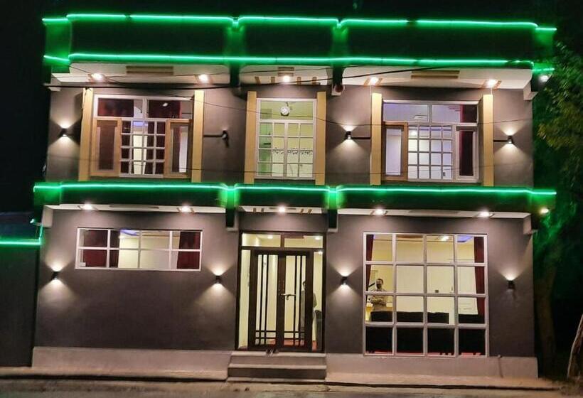 پانسیون Sundus Guest House Skardu