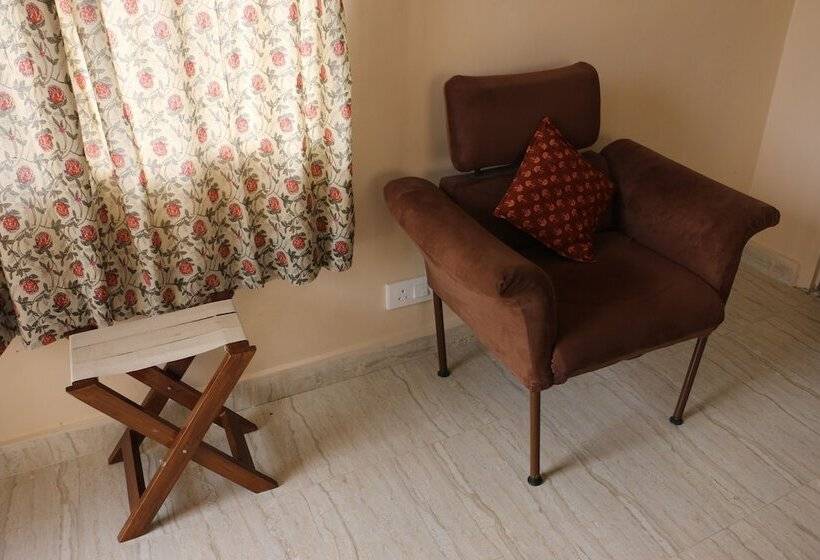 Resort Chokhiwadi Forest Retreat