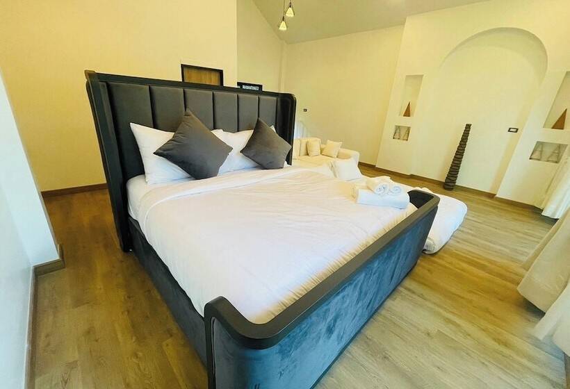 בית מלון כפרי Inthada At Mae Kampong