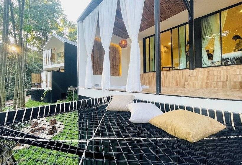 בית מלון כפרי Inthada At Mae Kampong