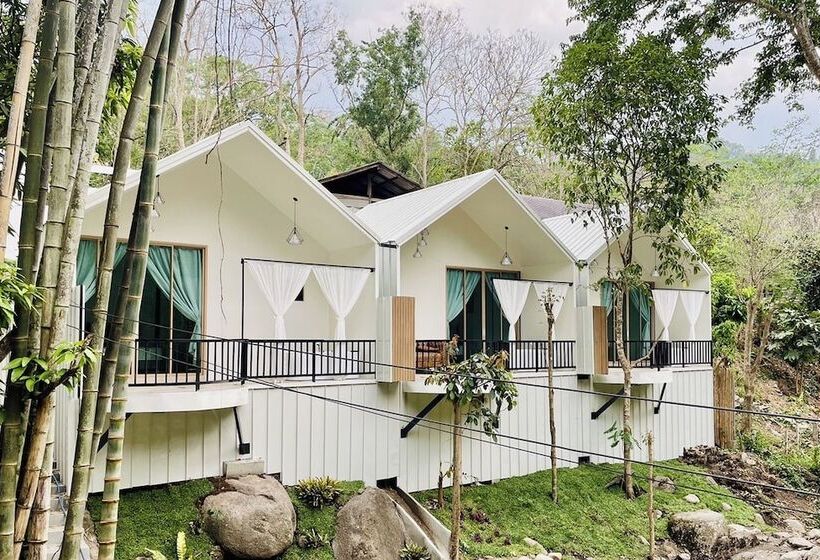 בית מלון כפרי Inthada At Mae Kampong