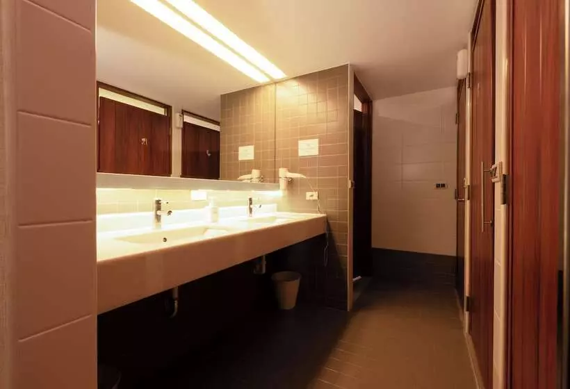 Retkeilymaja Cat Tail Pocket Inn