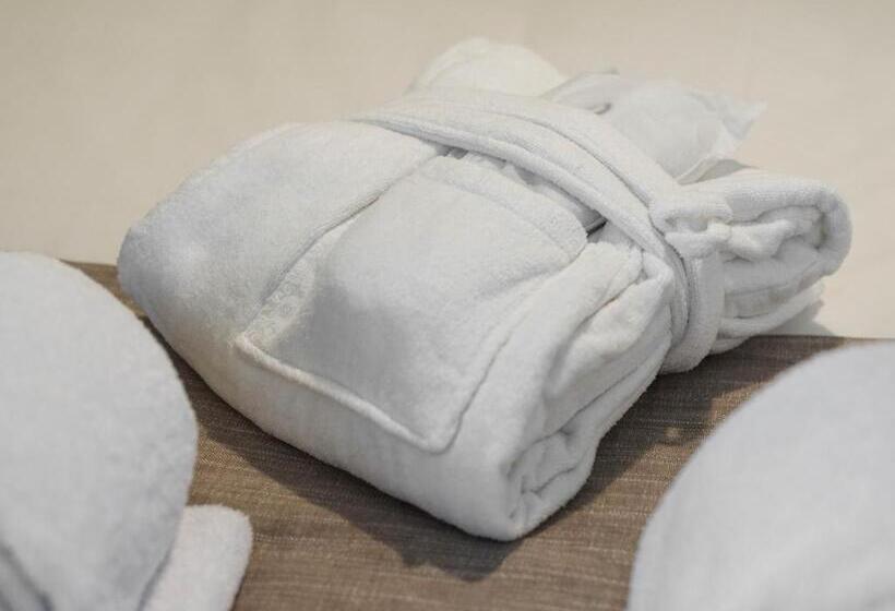 Alinea Market Agora Square