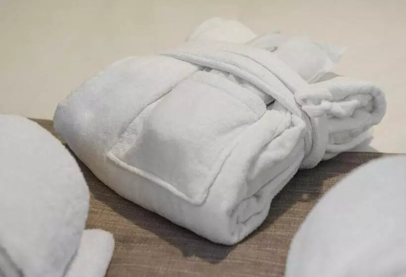 Alinea Market Agora Square