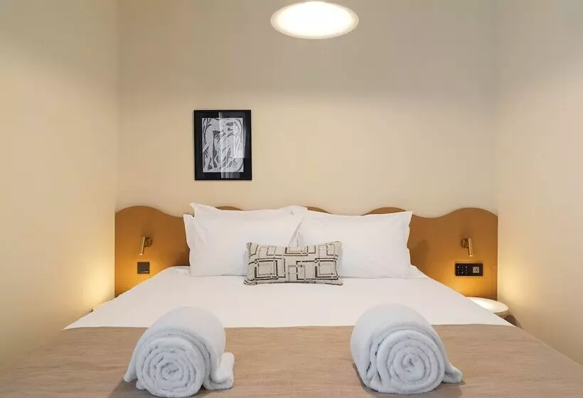 Alinea Market Agora Square