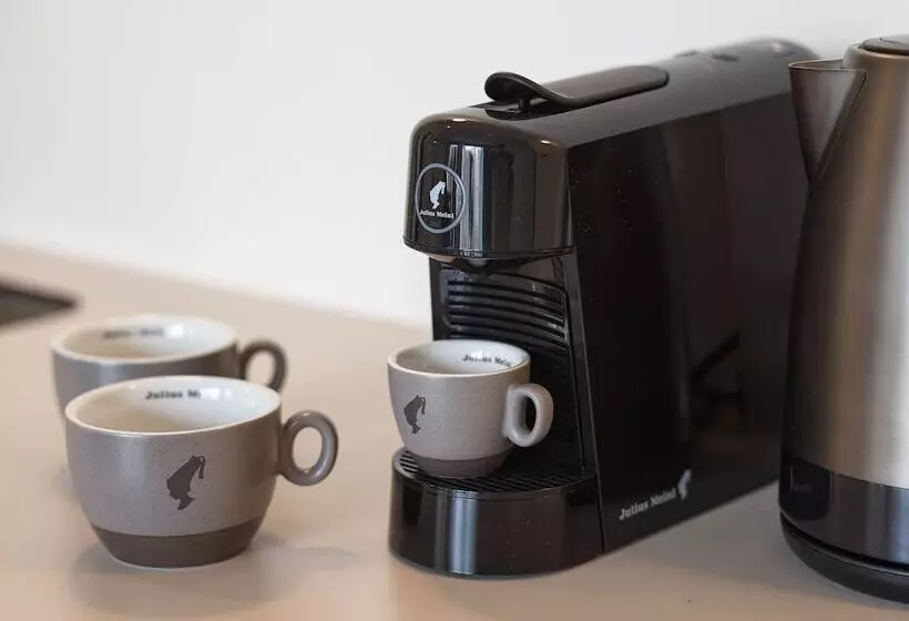 Alinea Market Agora Square