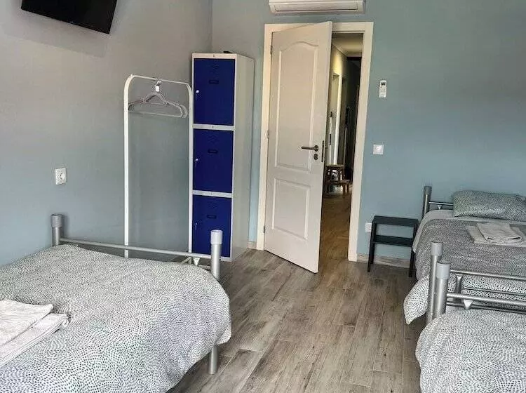 هاستل Blue Spot