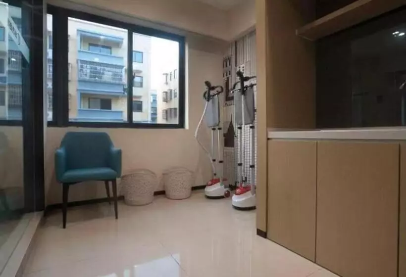 City Comfort Inn Hotel Wuhan Jiufeng Mountain Forest Park