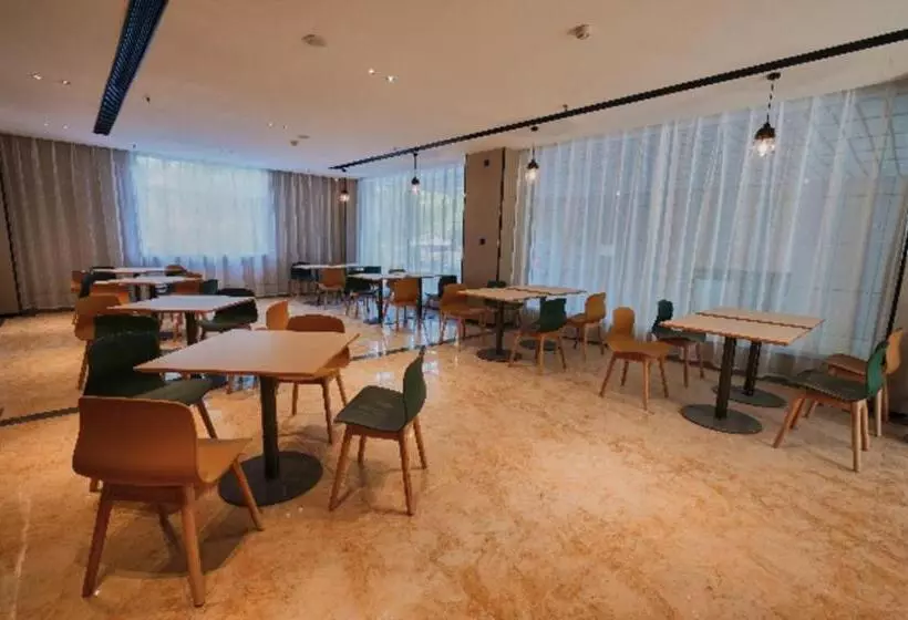 Hotelli City Comfort Inn Shaoyang Jiangbei Plaza