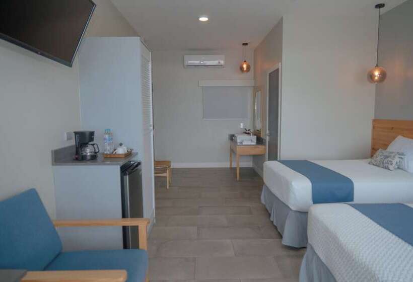 Mirasurf Hotel & Waves