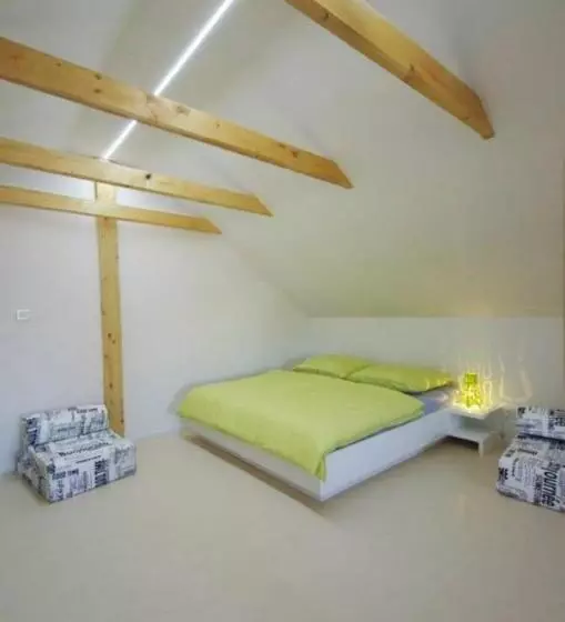 Majatalo Penzion Tsport