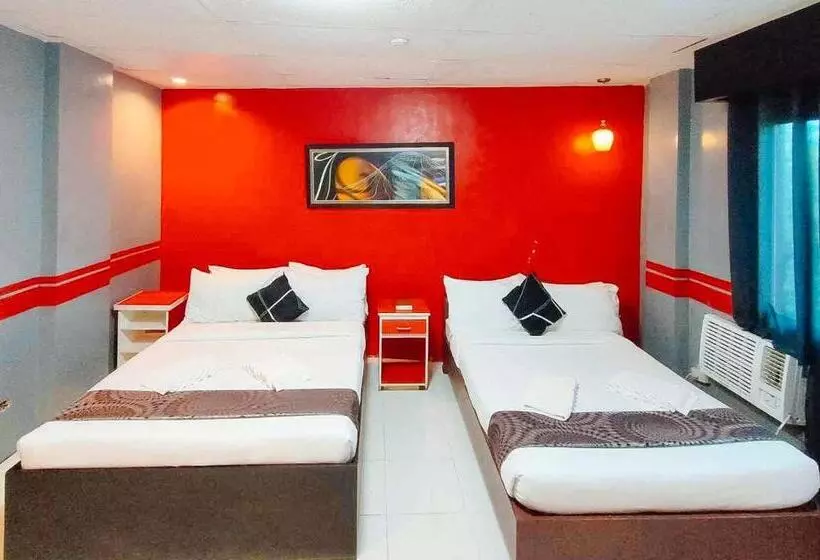 Reddoorz @ Hotel Dian Aparri