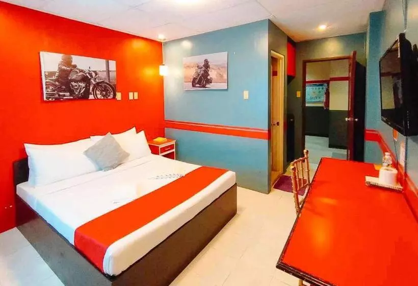 Reddoorz @ Hotel Dian Aparri