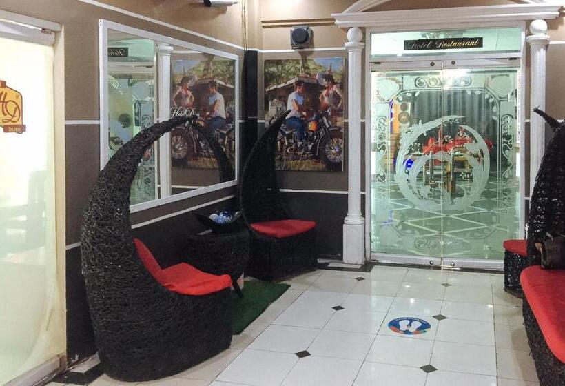 Reddoorz @ Hotel Dian Aparri