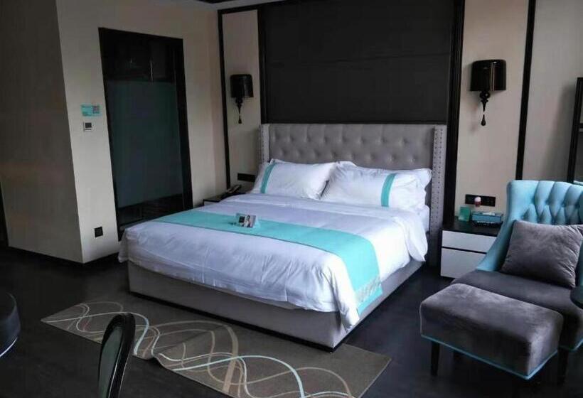 Xana Hotelle Zhengzhou Only Henan Movie Town