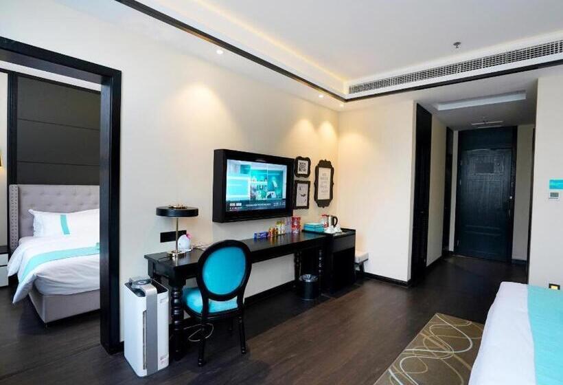 Xana Hotelle Zhengzhou Only Henan Movie Town