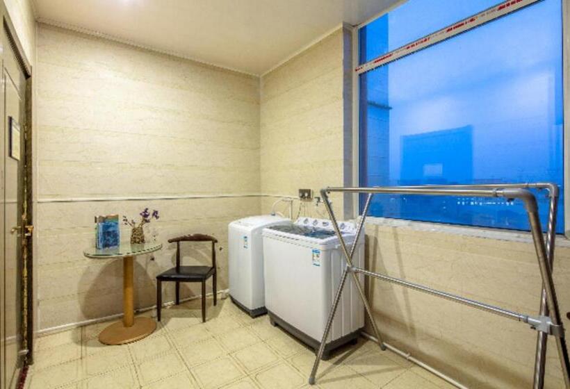 Borrman Hotel Jinzhong University Town Outlets