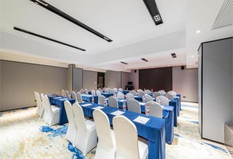 Echarm Hotel Liuzhou Liunan Wanda Plaza Liuyong Road