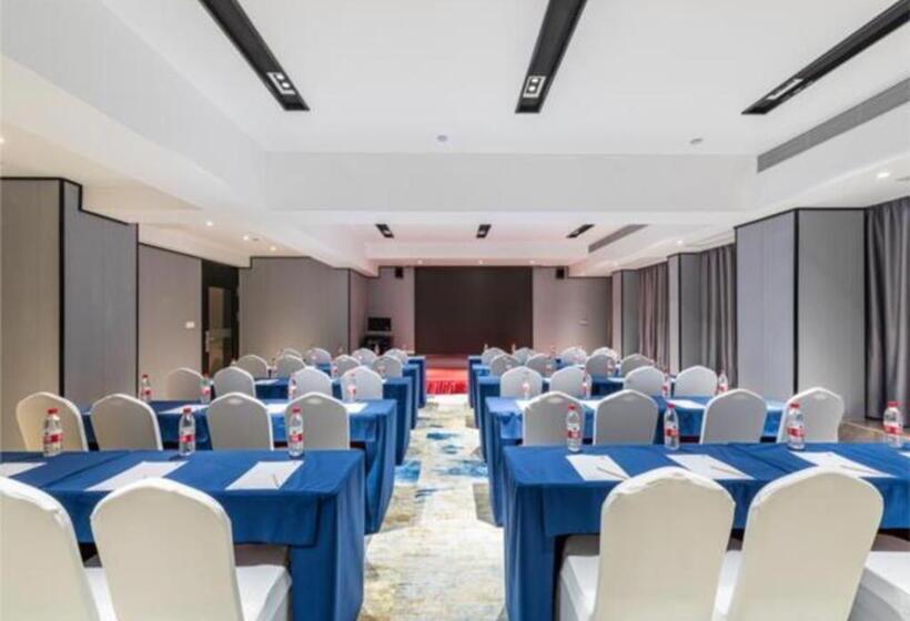 Echarm Hotel Liuzhou Liunan Wanda Plaza Liuyong Road