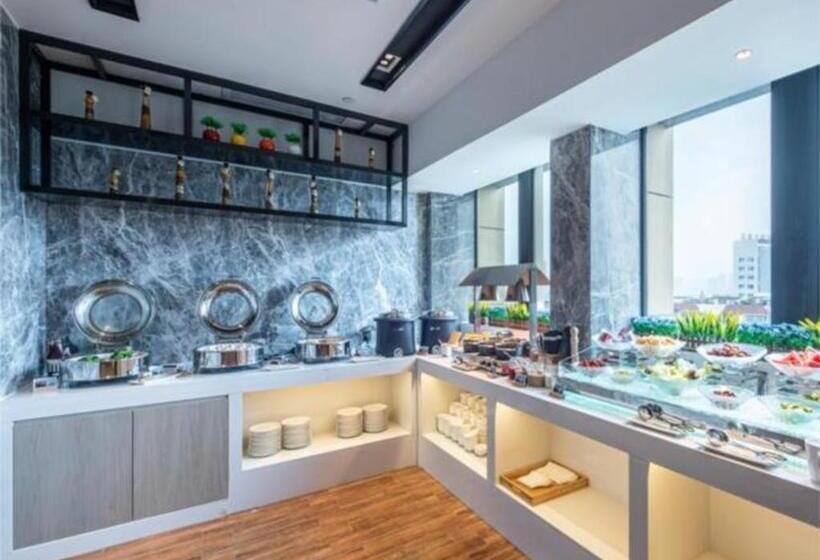 Echarm Hotel Liuzhou Liunan Wanda Plaza Liuyong Road