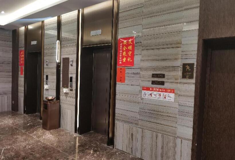 Echeng Hotel Shiyan Fangxian Xiguan Old Street
