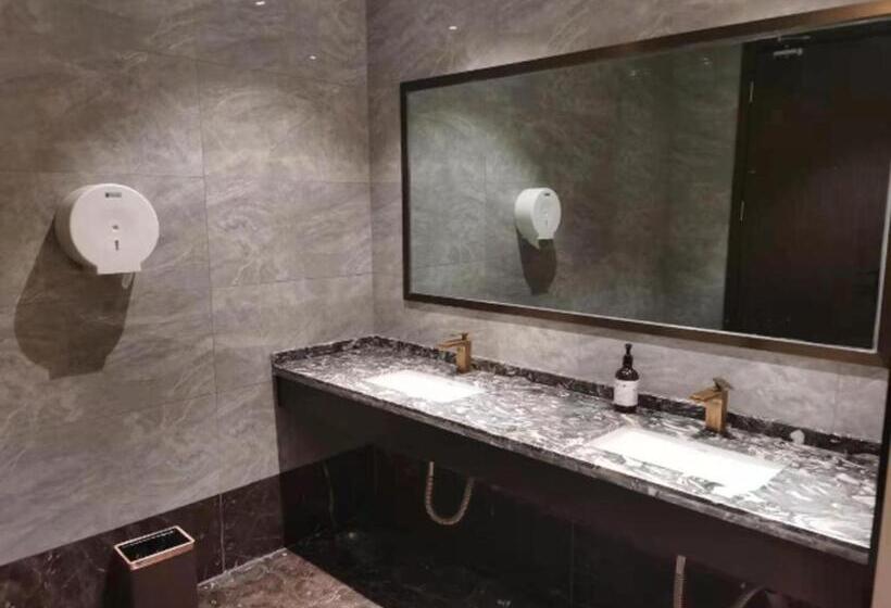 Echeng Hotel Shiyan Fangxian Xiguan Old Street