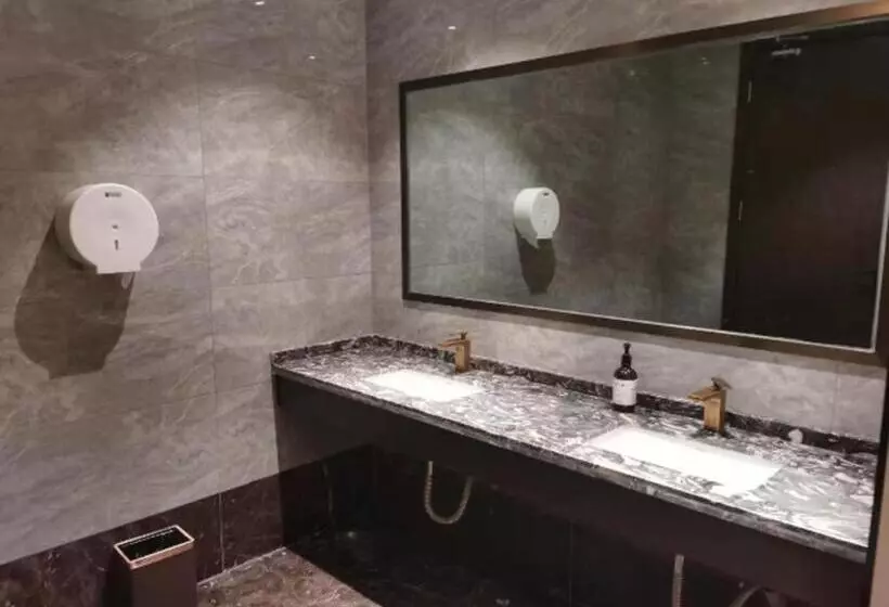 Echeng Hotel Shiyan Fangxian Xiguan Old Street