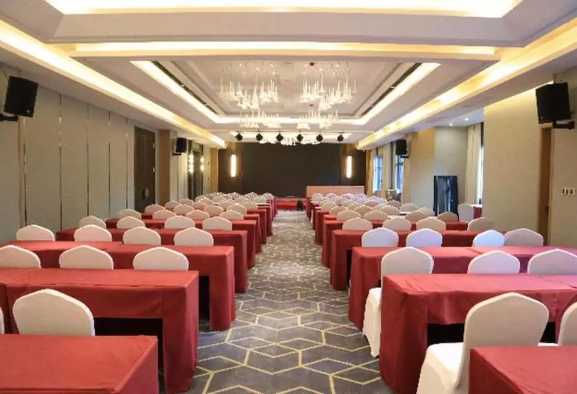 Echeng Hotel Shiyan Fangxian Xiguan Old Street