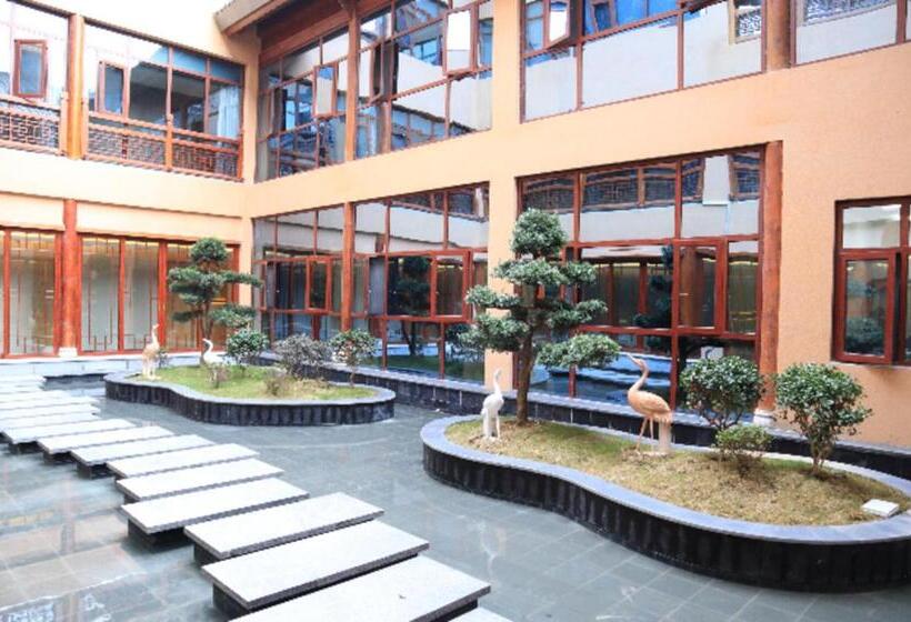 Echeng Hotel Shiyan Fangxian Xiguan Old Street