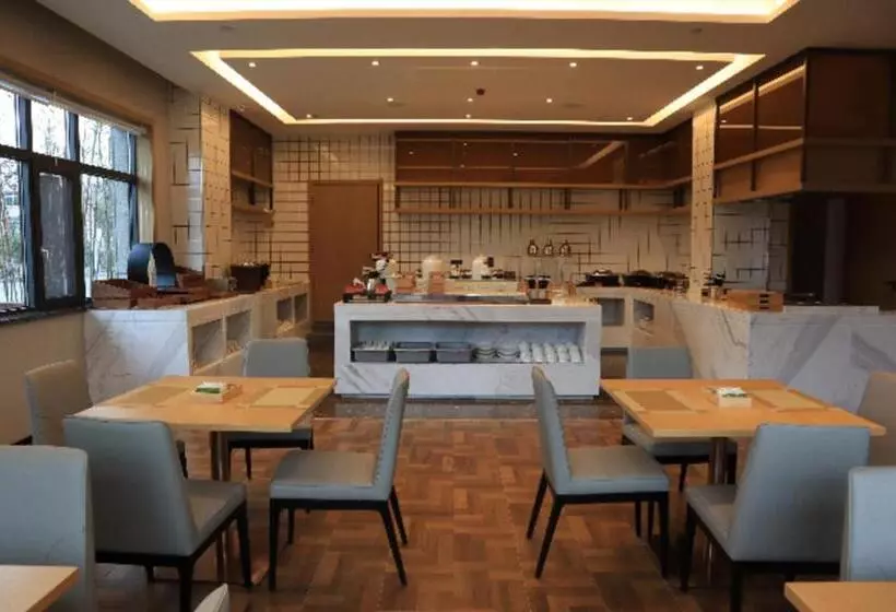 Echeng Hotel Shiyan Fangxian Xiguan Old Street