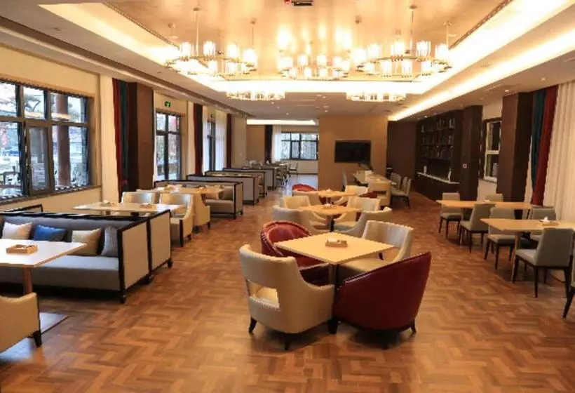 Echeng Hotel Shiyan Fangxian Xiguan Old Street