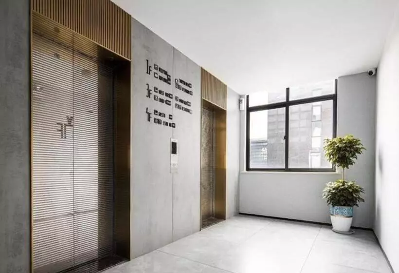 Gem Hotel Changzhou Xuejia Aoyuan North High Speed Railway Station