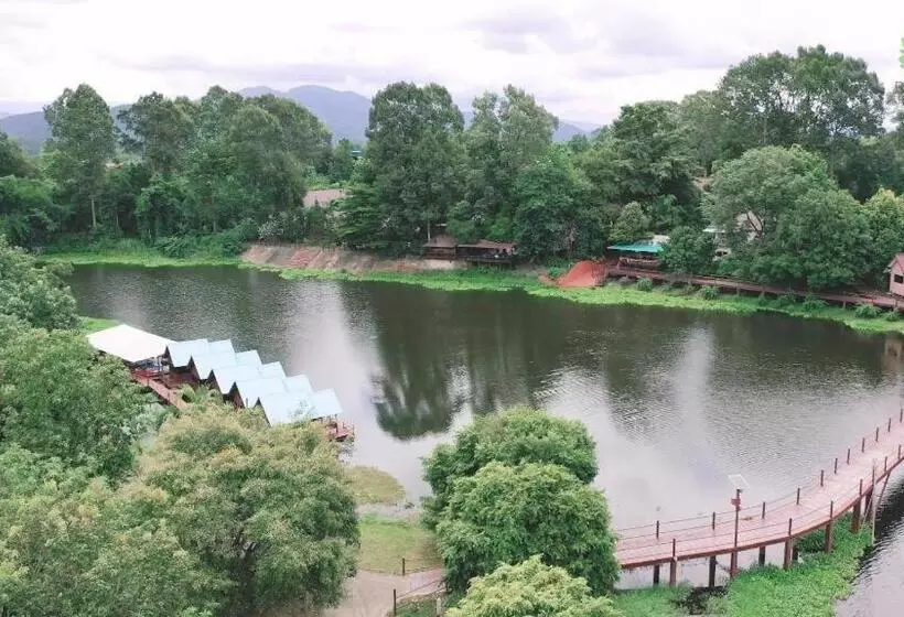 Hotelli Banna Resort