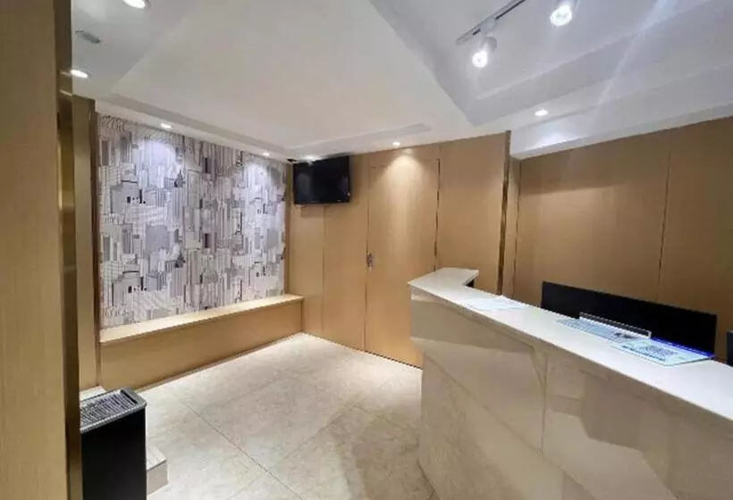 Hotelli City Comfort Inn Changsha Wanbao Avenue Martyrs Park East Metro Station